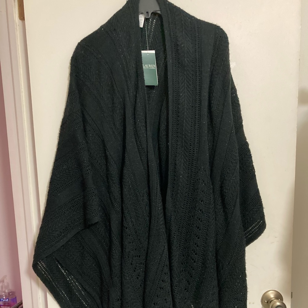Black Fall Shawl